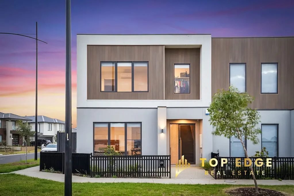 23 Mustang Circuit, Bonnie Brook, VIC 3335