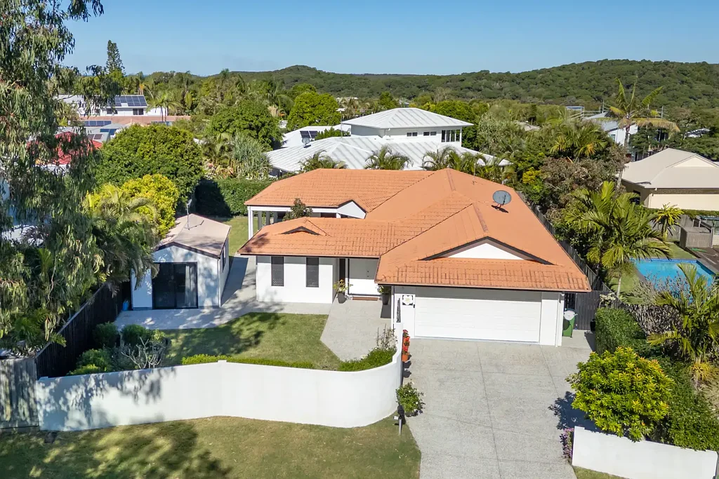 Sunrise Beach 4Zimmer Sunrise Beach Stunner – Coastal Living at Its Best!
