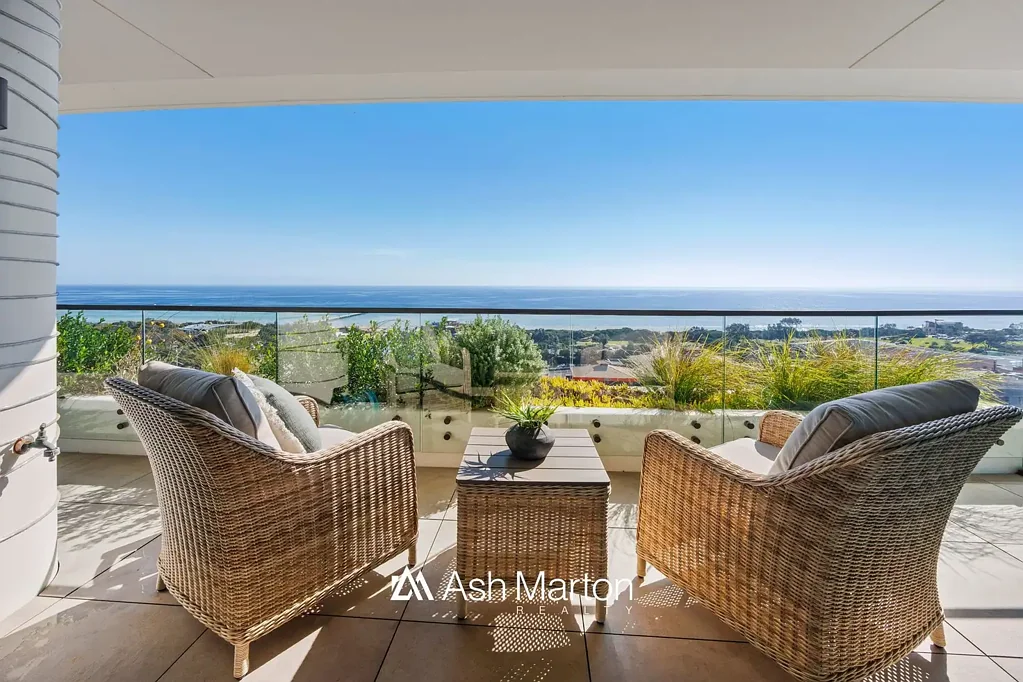 Luxury Double Penthouse with Unrivalled Bayside Views