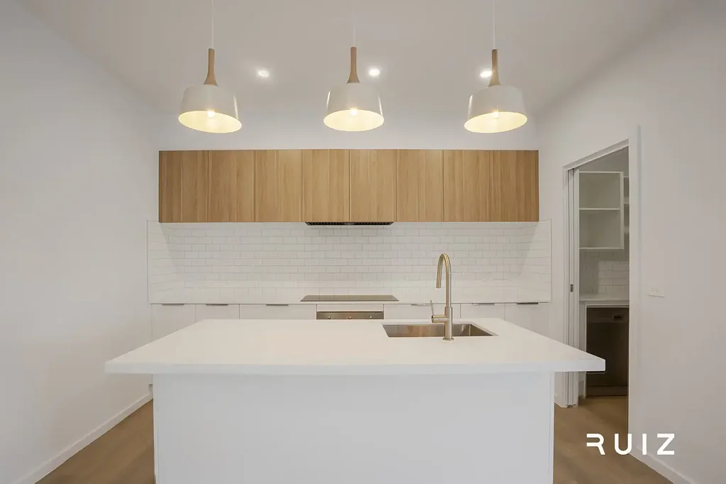 Spacious & Stylish – Modern Four-Bedroom House in Whitlam