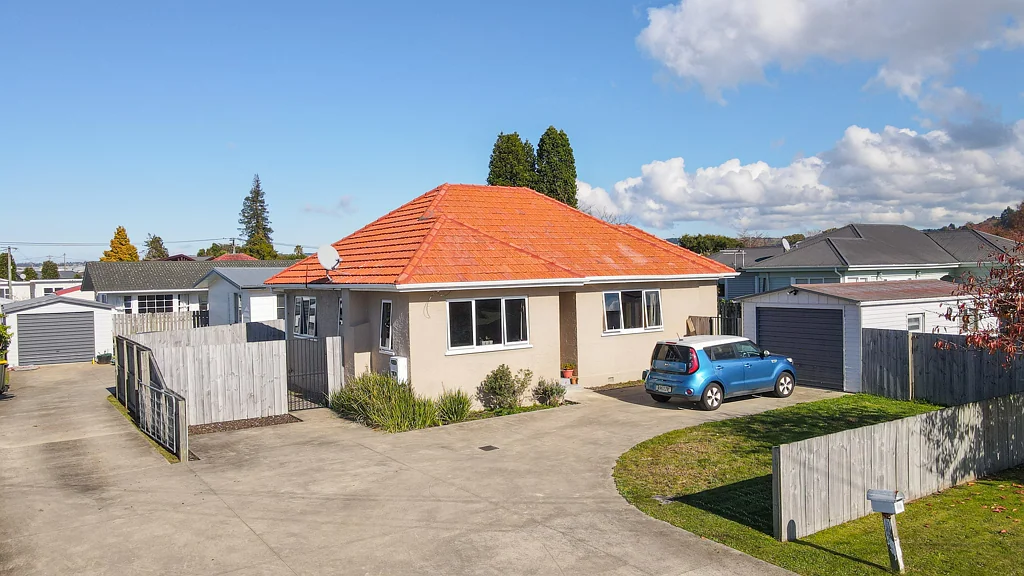 Fairy Springs 3房  Charming 1940s Cottage in Fairy Springs Awaits You