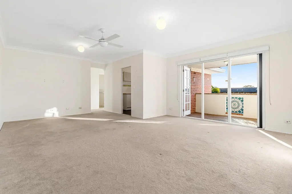 Elevated Living Opposite Ashfield Park