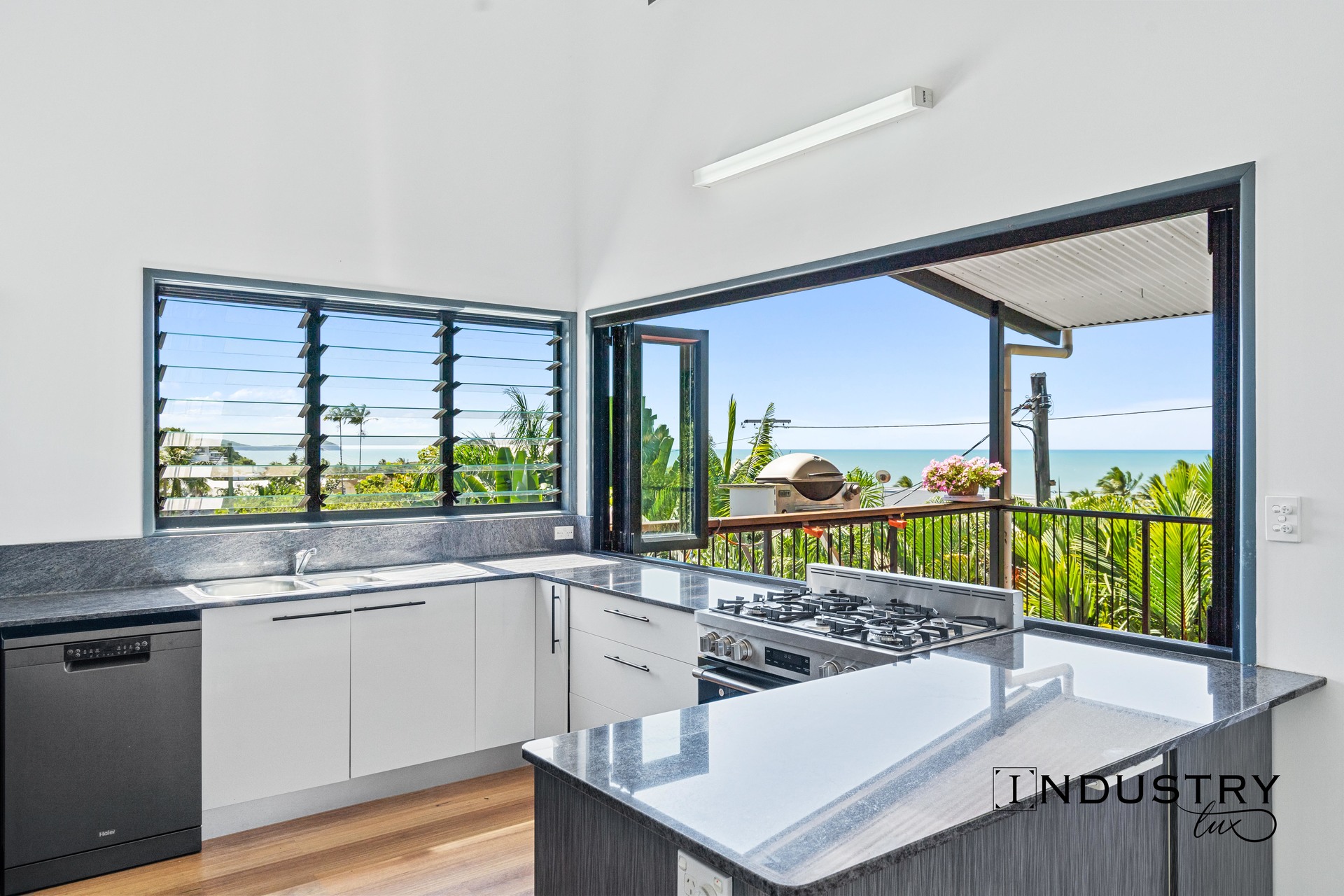 23 MOORE ST, TRINITY BEACH QLD 4879, 0 Kuwarto, 0 Banyo, House