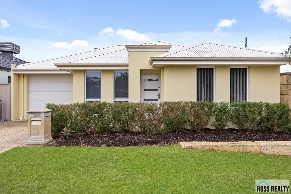 Easy Living With Communal Pool!
