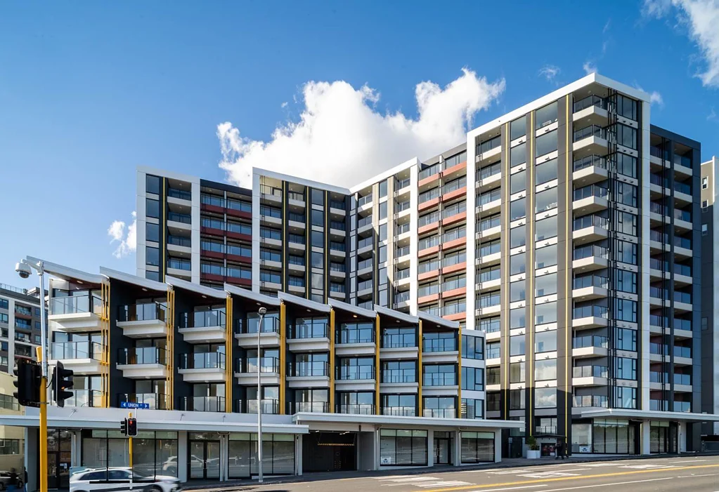 Auckland Central 2غرفة نوم Home & Income Opportunity in CBD!