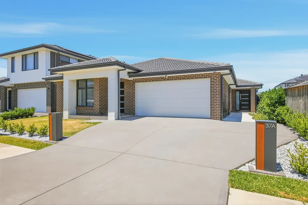 37 Glory Loop, Catherine Field, NSW 2557