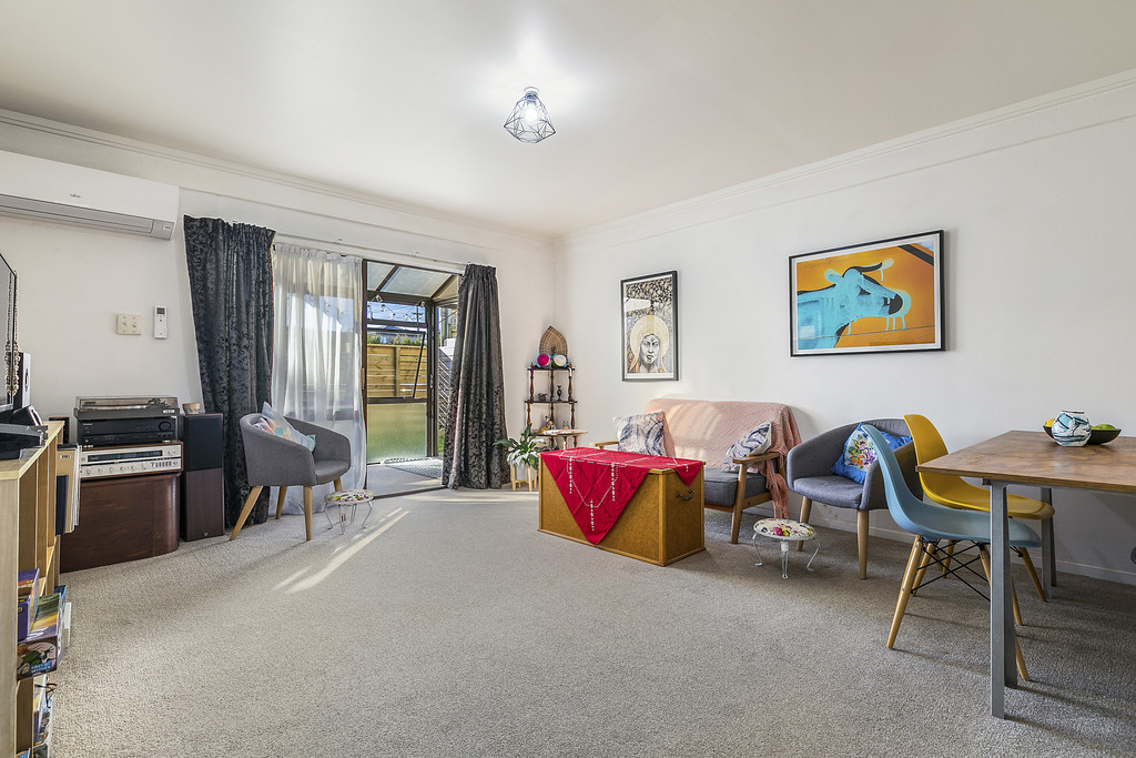 2/20 Bolton Street, Blockhouse Bay, Auckland, 2 Kuwarto, 1 Banyo