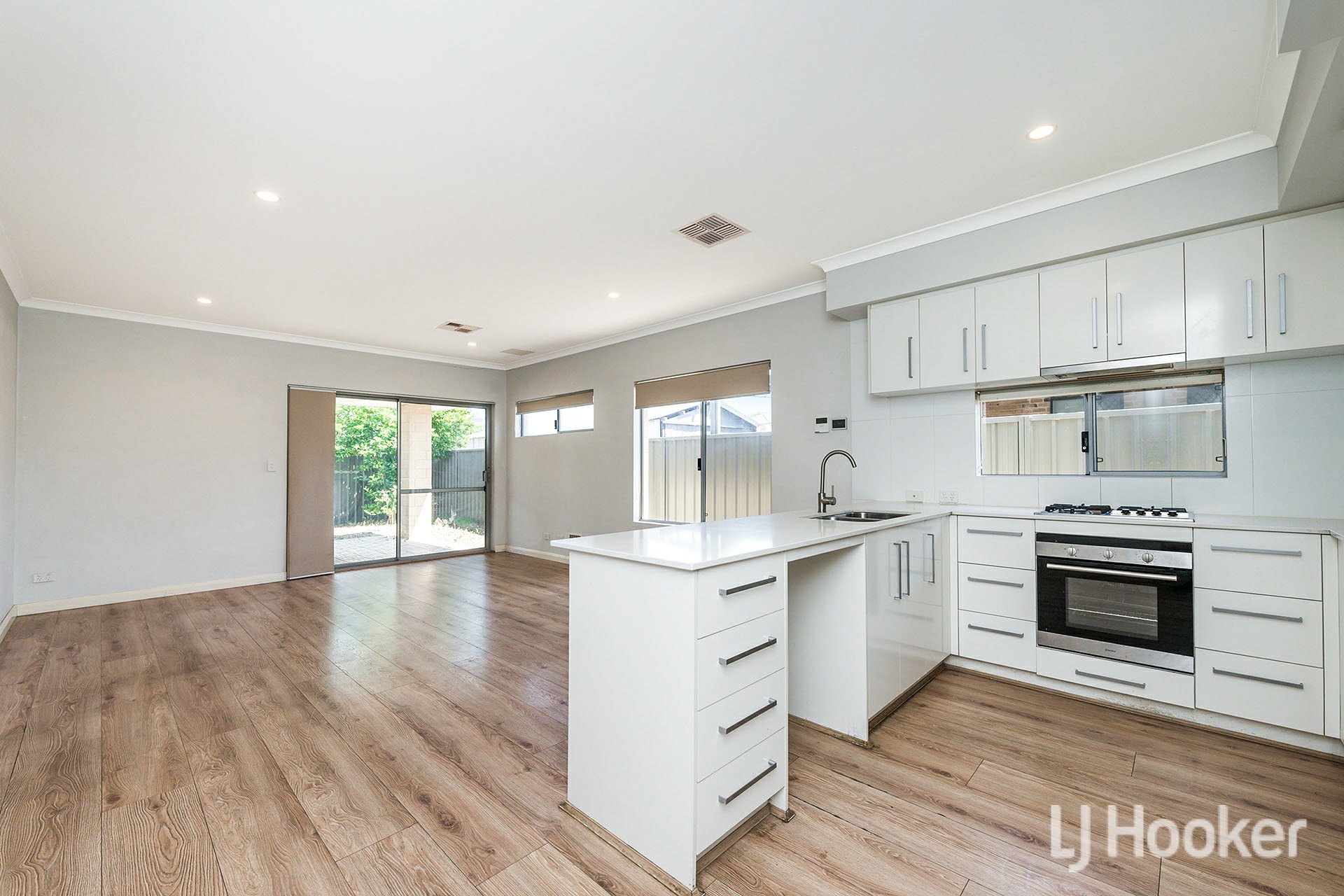 2C BEREHAVEN AV, THORNLIE WA 6108, 0 chambres, 0 salles de bain, House