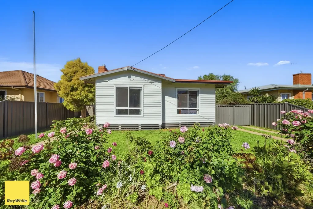 Merrigum 3ห้องนอน Freshly Renovated Home with Exceptional Versatility