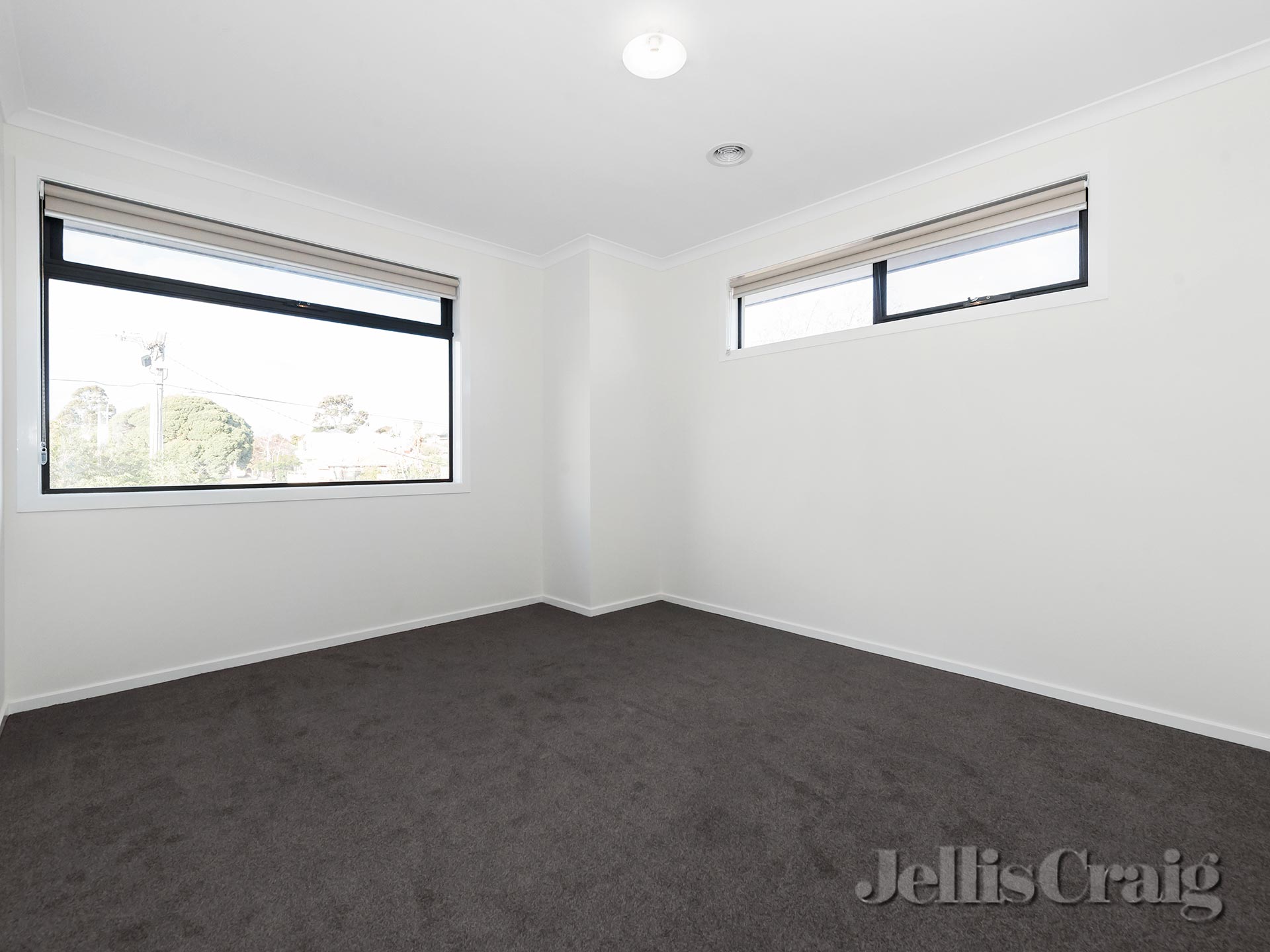 27A CLEMENTS ST, BENTLEIGH EAST VIC 3165, 0 غرف, 0 حمامات, House