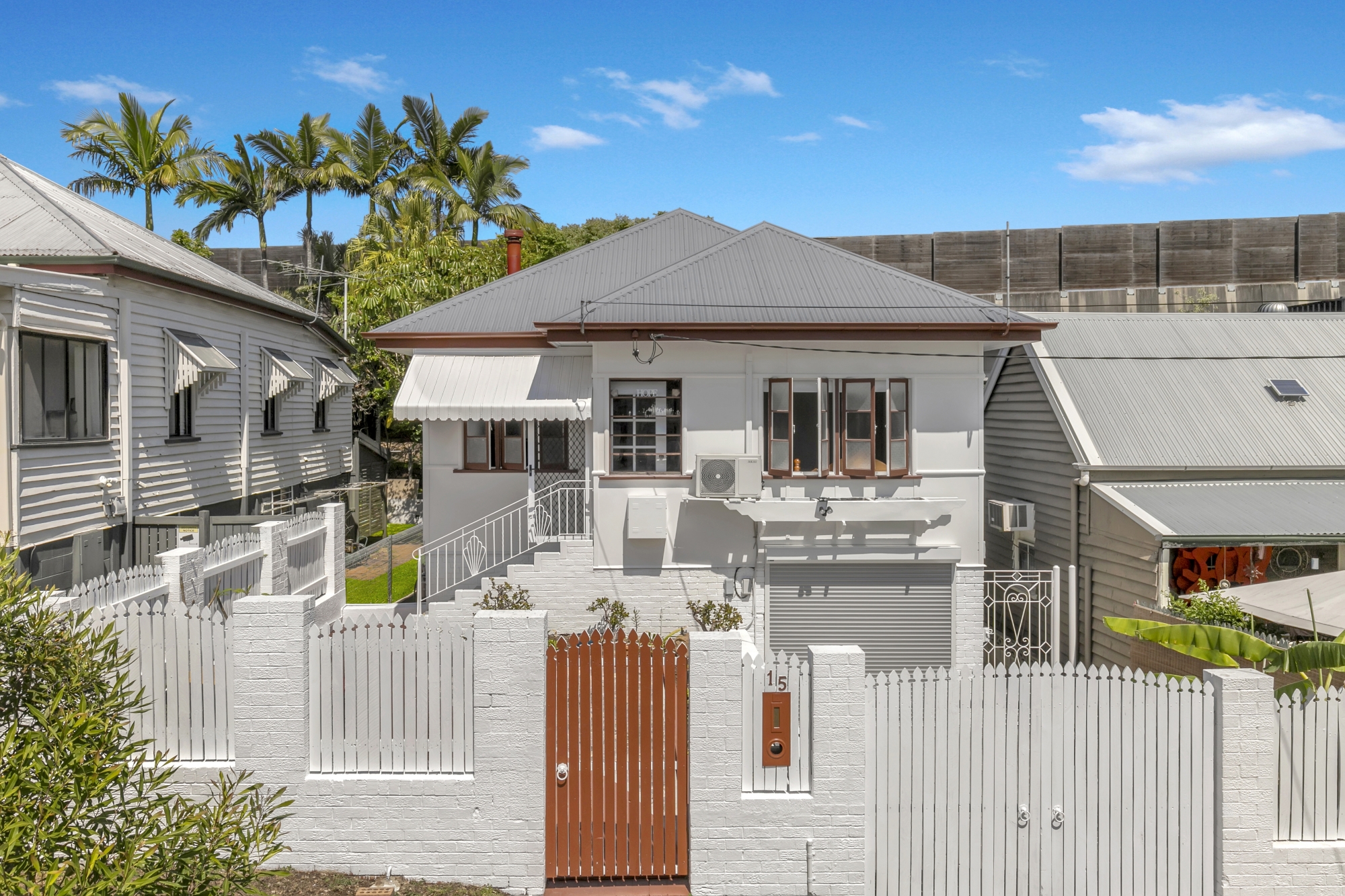 15 HARROGATE ST, WOOLLOONGABBA QLD 4102, 0 habitaciones, 0 baños, House