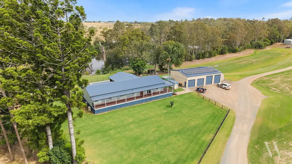 Bidwill CREEKSIDE ELEGANCE MEETS AGRICULTURAL EXCELLENCE!