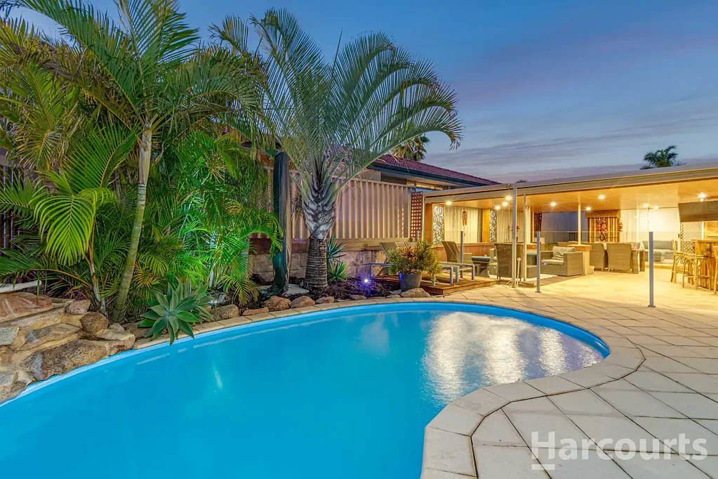 11 Bainbridge Mews, Currambine, WA 6028
