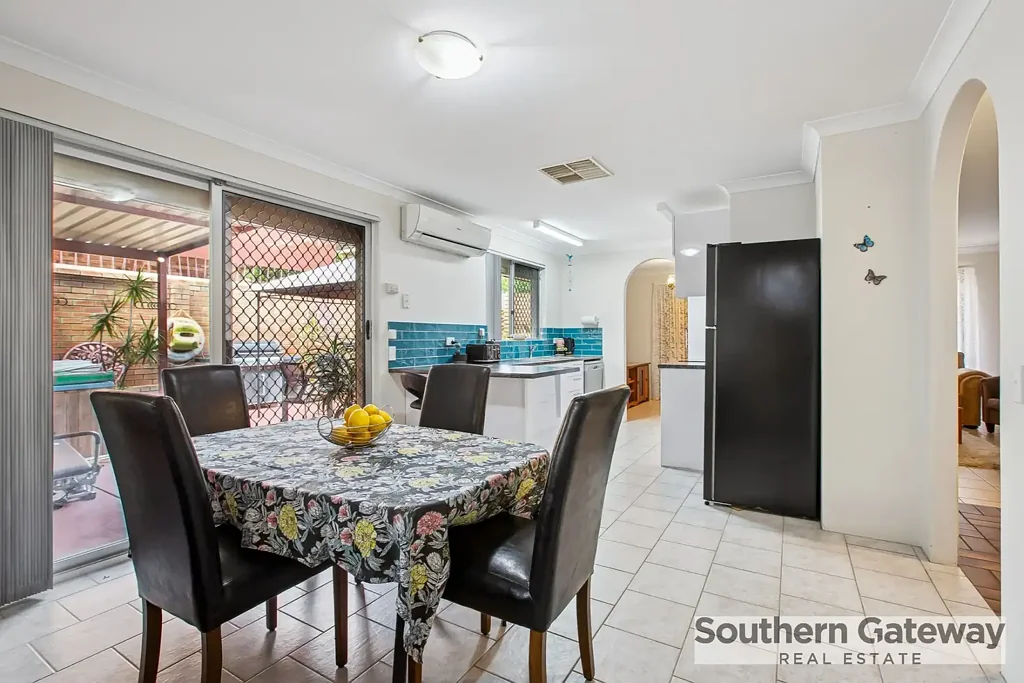 18 McKean Way, Parmelia, WA 6167