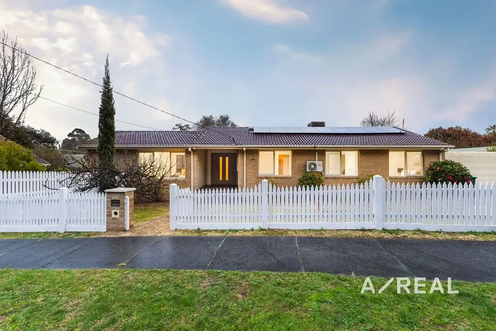 Vermont South 4ਬੈੱਡਰੂਮ Modern Family Entertainer With Options & 34.2m Frontage