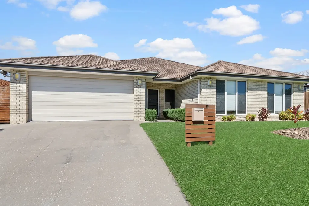 Beautiful 5 bedroom home