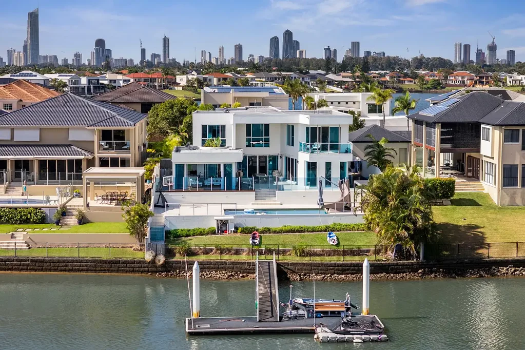 Benowa 6 Bedroom Luxury, Lifestyle & Main River Views | 972m2 Waterfront Residence