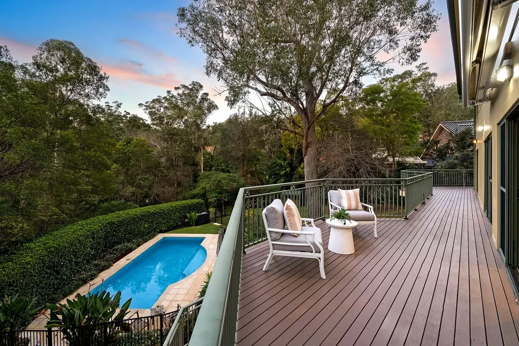 Pymble 5ਬੈੱਡਰੂਮ Architect-designed 5-Bedroom Family Home with Pool on 1423sqm in Pymble