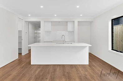 240 Olivers Road, Mickleham, VIC 3064, 4房, 2浴, House
