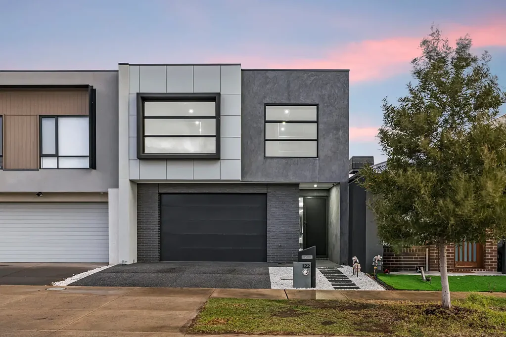 122 Maradona Boulevard, Deanside, VIC 3336