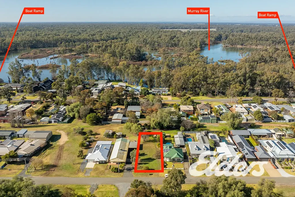 Bundalong PRIME LAND OPPORTUNITY WITHIN ARM'S REACH OF OVENS & MURRAY RIVERS!