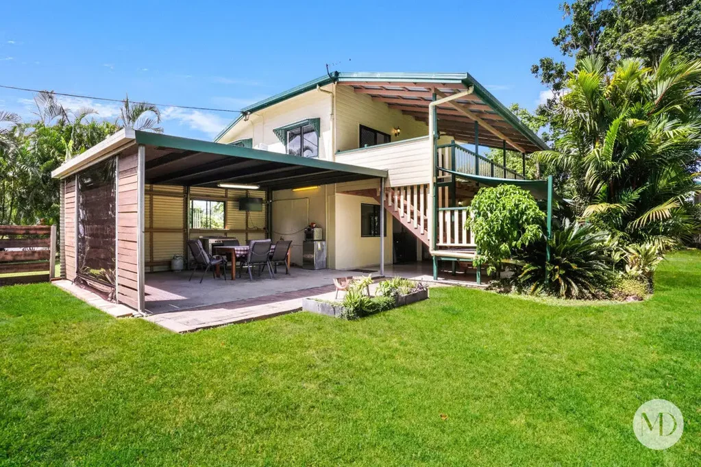 203 Etty Bay Road, Etty Bay, QLD 4858