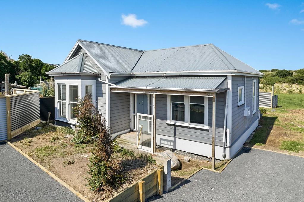 Ocean Grove 4房  Beach & Fields at Your Doorstep - The Ultimate Family Home