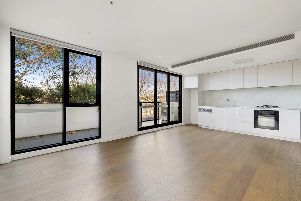 Stylish and Spacious Apartment in Prime Box Hill Location – Zoned for Box Hill High!