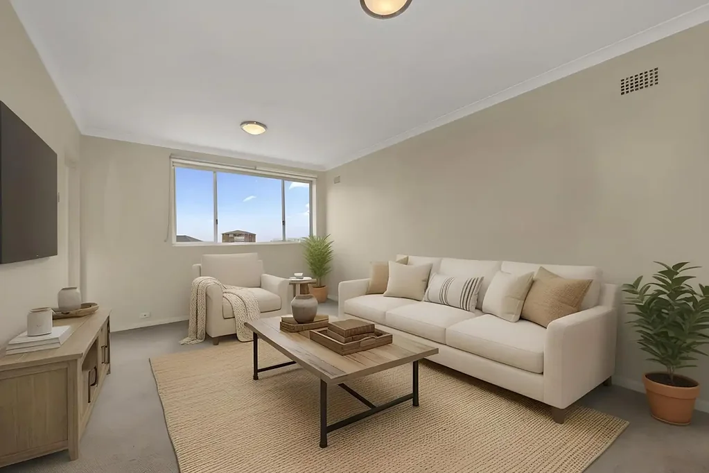 Randwick, Top Floor 2 Bedroom Apartment, Walk to The Spot & POWH
