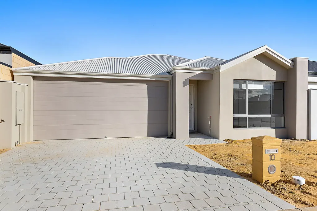 Modern Family Living in the Heart of Byford