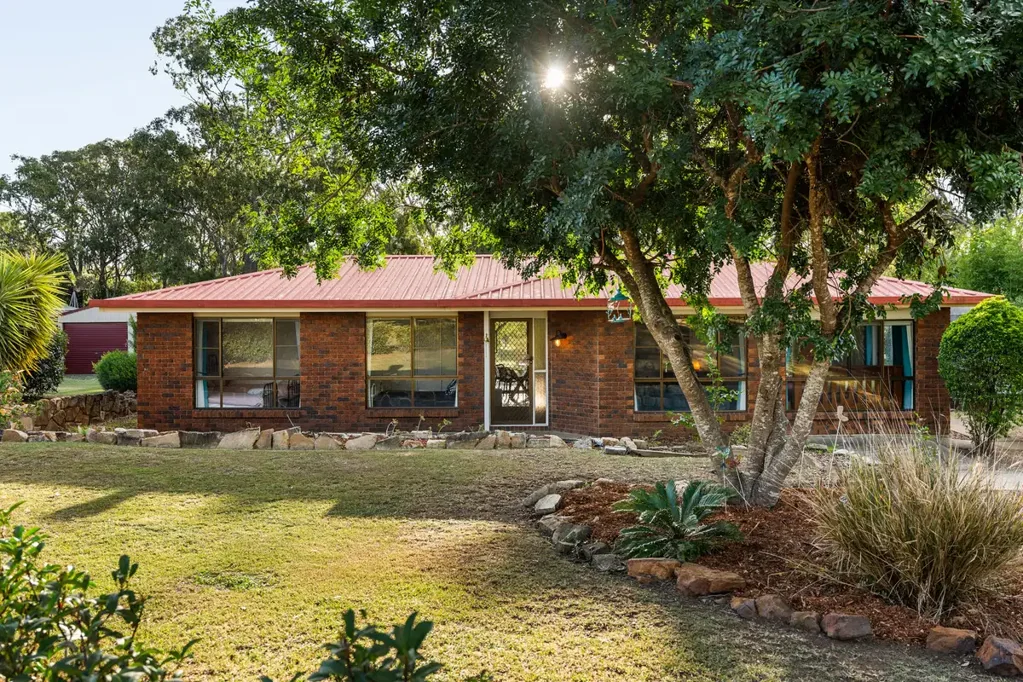 9 Clifford Street, Meringandan West, QLD 4352