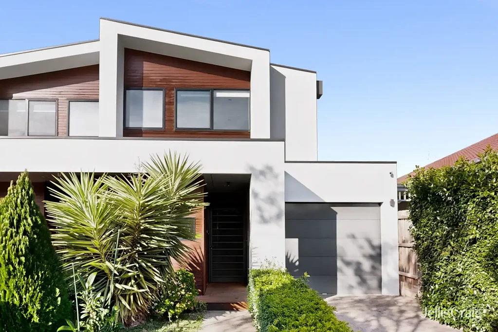 Space, Style & Flexibility in a Prime Bentleigh Address