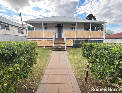 15 Cadell Street, Wondai, QLD 4606, 3 ਕਮਰੇ, 2 ਬਾਥਰੂਮ, House