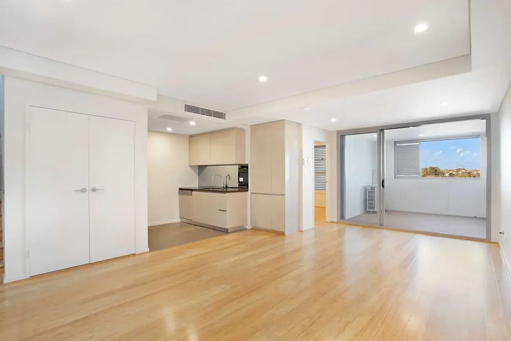 Designer Split Level Apartment Rosebery