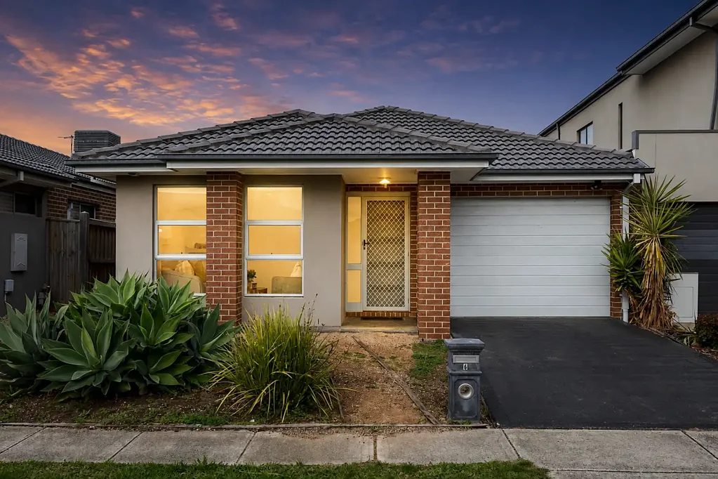 Point Cook 3chambre Stylish, Light-Filled Living with Effortless Family Appeal
