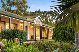 52 Panorama Drive, Glenvale
