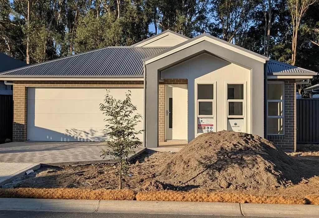 15 Burton Drive, Tahmoor, NSW 2573