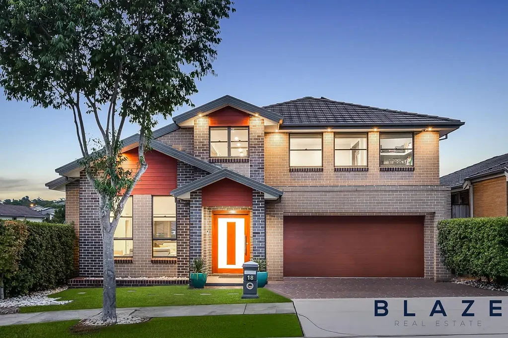 18 Charlie Street, Middleton Grange, NSW 2171