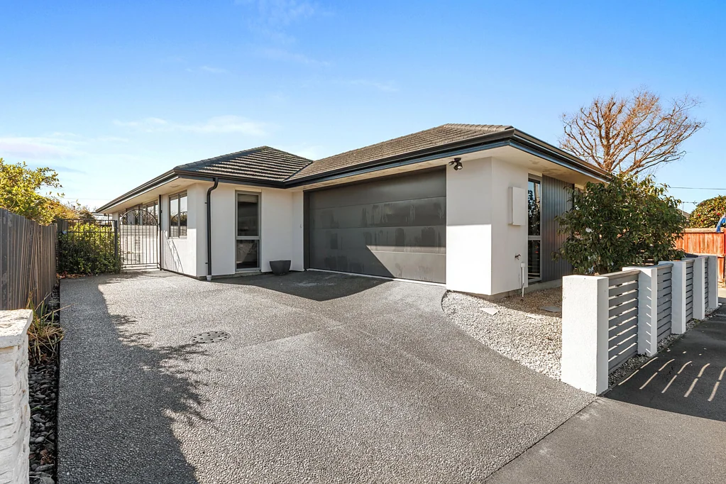 North New Brighton 2Kwarto Post-earthquake standalone townhouse-double garage