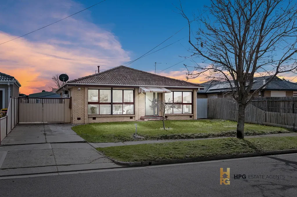 40 Throsby Crescent, Deer Park, VIC 3023
