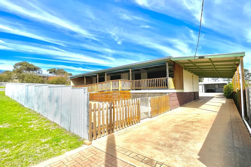 Elliston 3ਬੈੱਡਰੂਮ Neat, Tidy Property in Fantastic Location