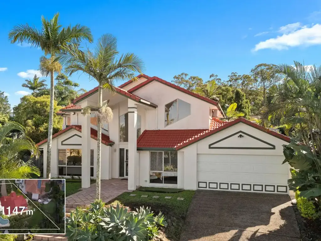 Eight Mile Plains 5房  Huge home on sky-high block 1147m2 with View, scope to reach loftier heights!