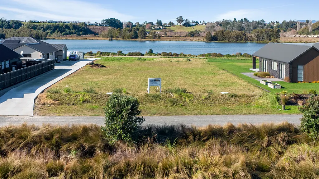 Te Puna Exclusive Waterfront Te Puna Section