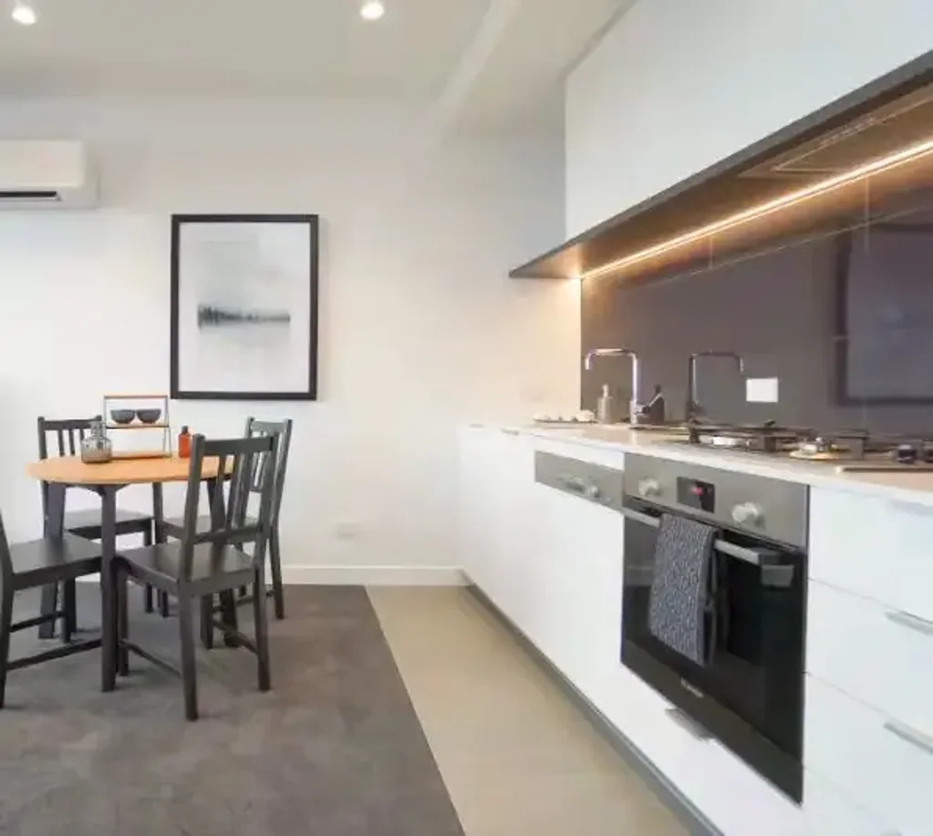 Modern living in Queens Ave