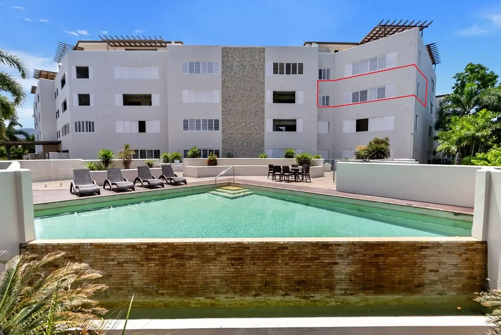 Cairns North 2房  Coastal Lifestyle, Ocean Glimpses & Esplanade Convenience