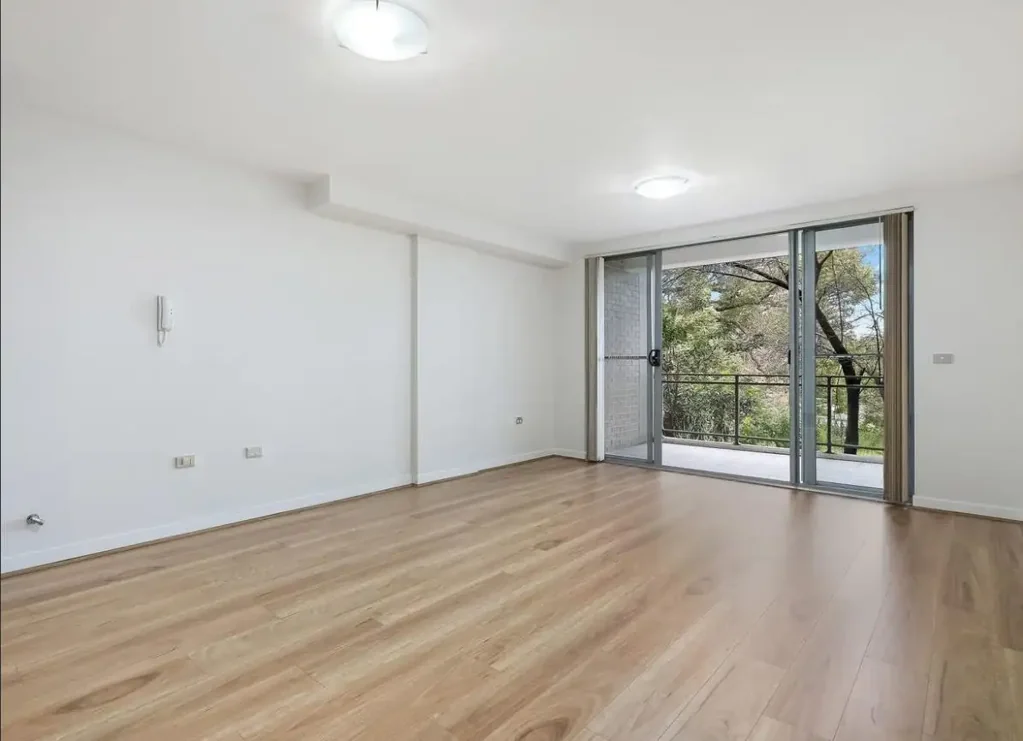 500M to Strathfield Station
