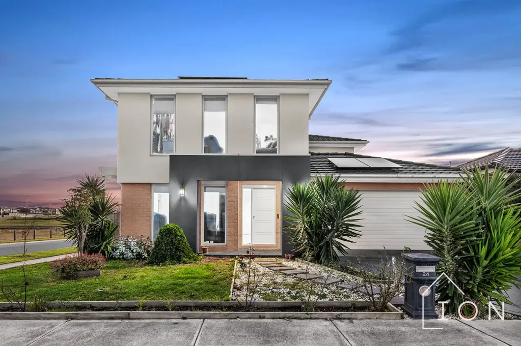 Clyde North 4غرفة نوم Double Storey Four-Bedroom Family Home with Study, Alfresco and Solar in St Germain