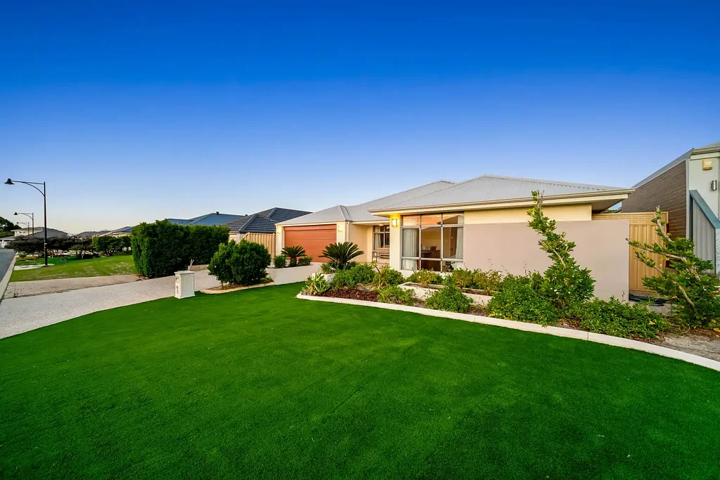 15 Triumph Approach, Aubin Grove, WA 6164