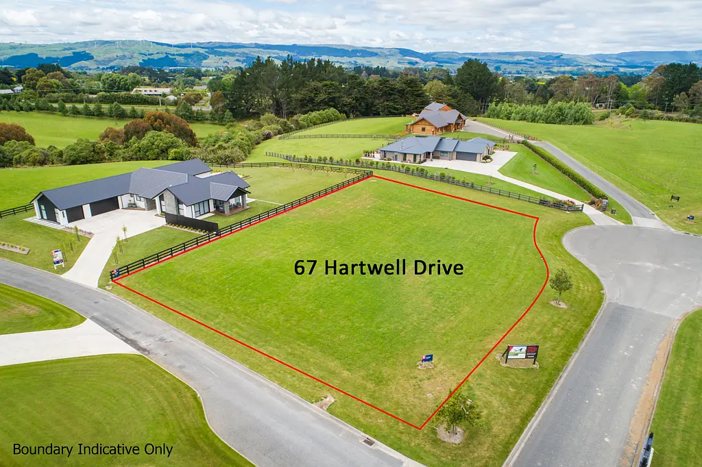 Kelvin Grove Paradise in the heart of the cul-de-sac