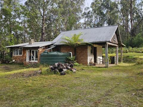 Bemboka 1 Bedroom MUD BRICK CABIN, BUSH SETTING, BUILDING ENTITLEMENT